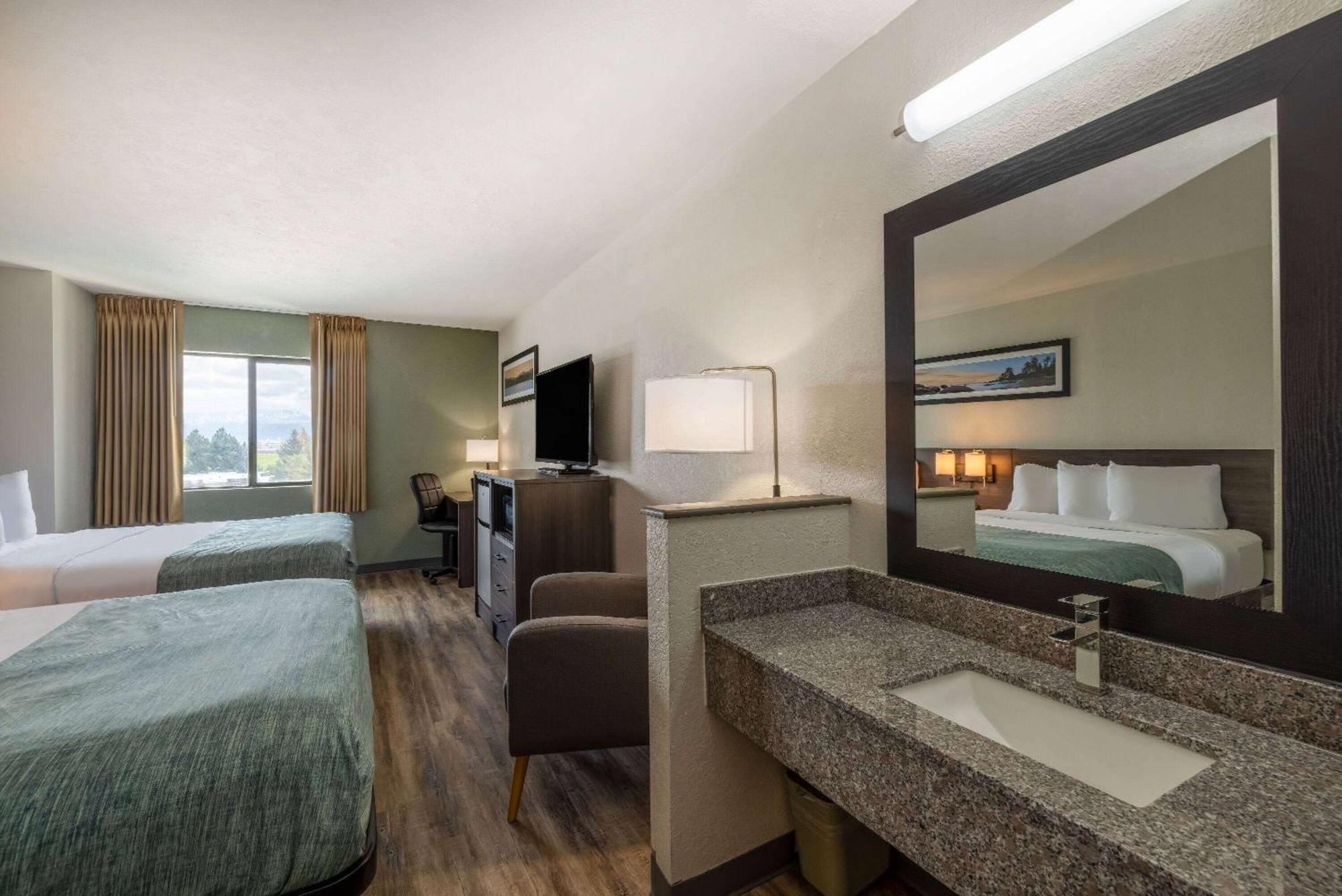 Wingate By Wyndham Butte City Center Экстерьер фото