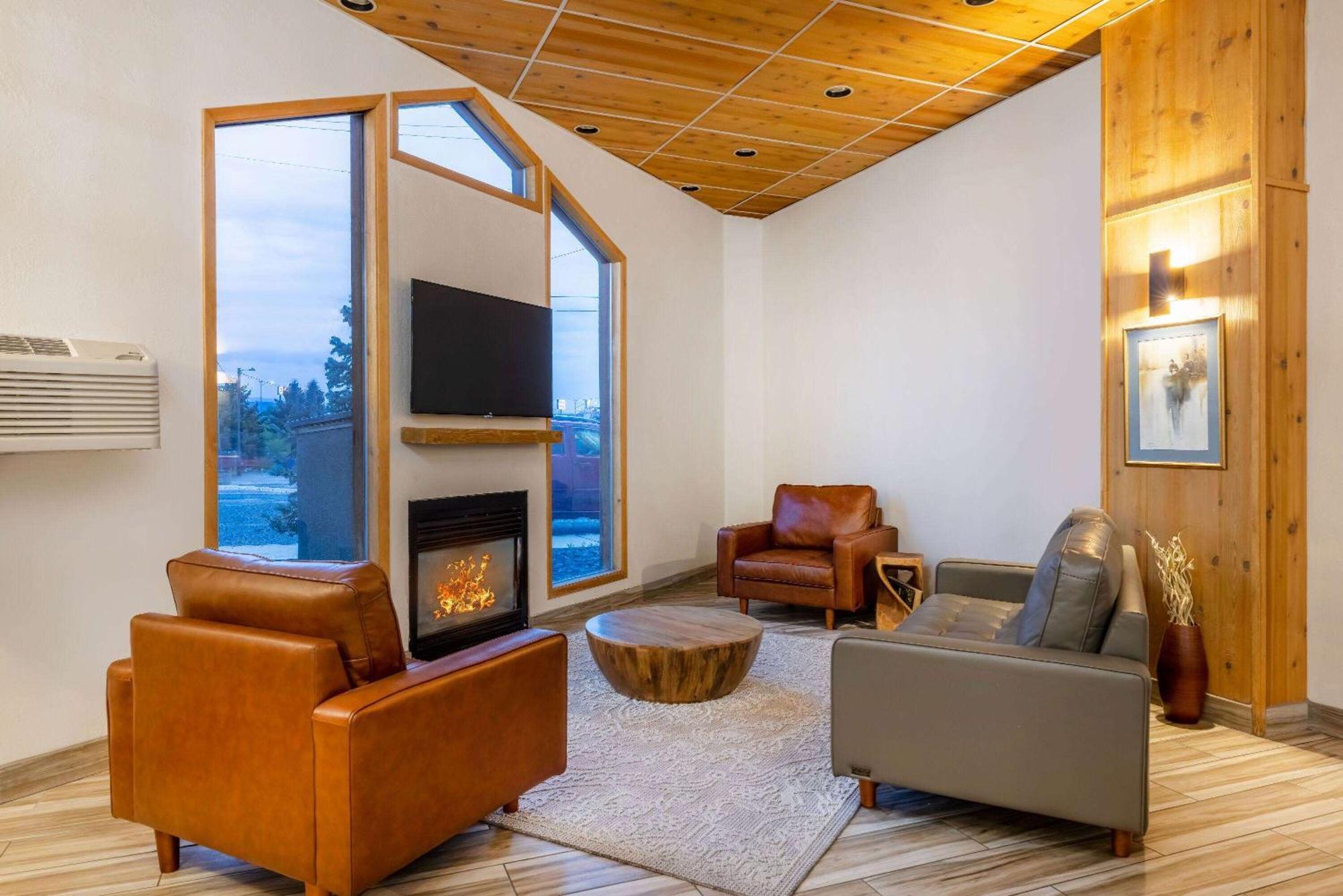 Wingate By Wyndham Butte City Center Экстерьер фото