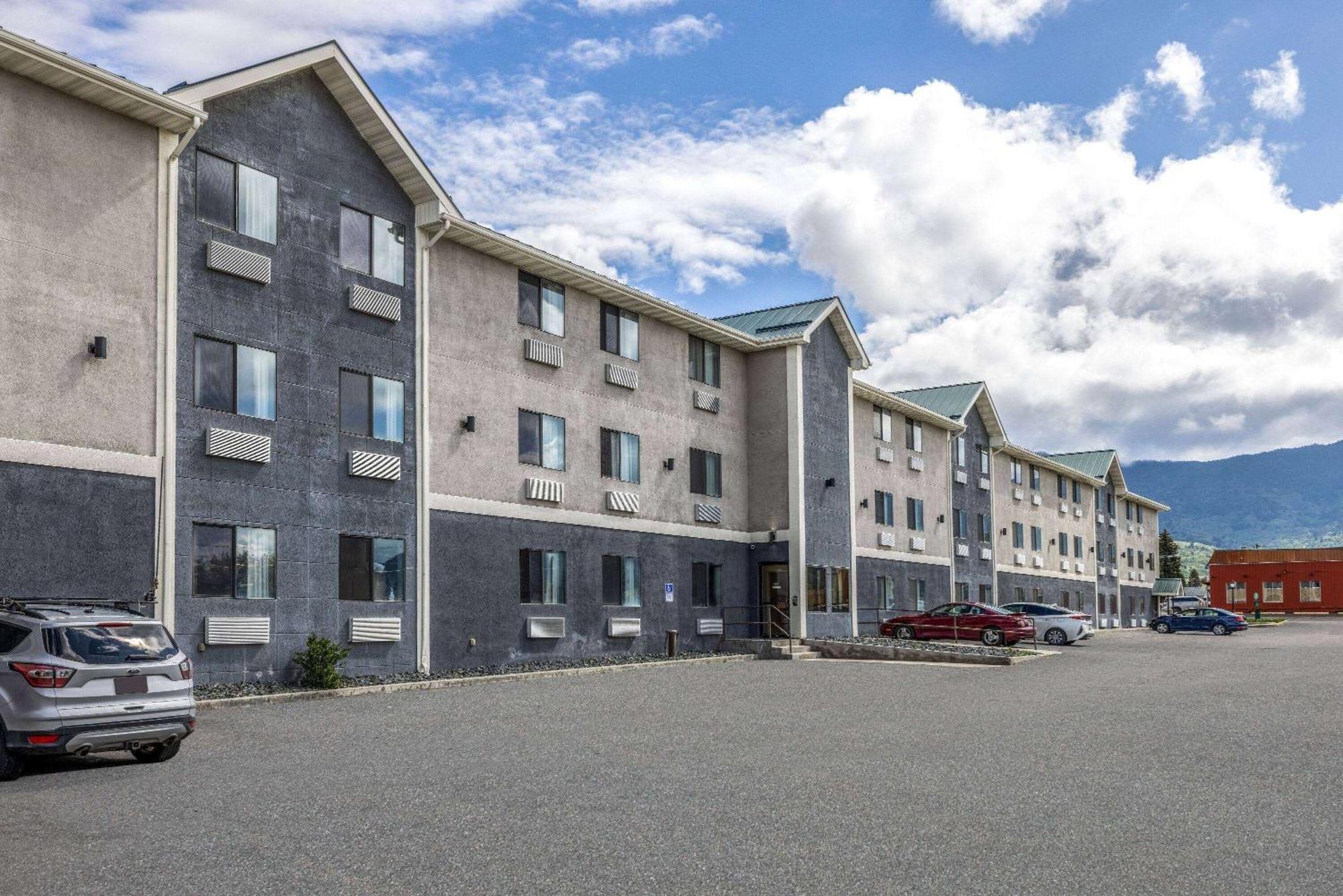 Wingate By Wyndham Butte City Center Экстерьер фото