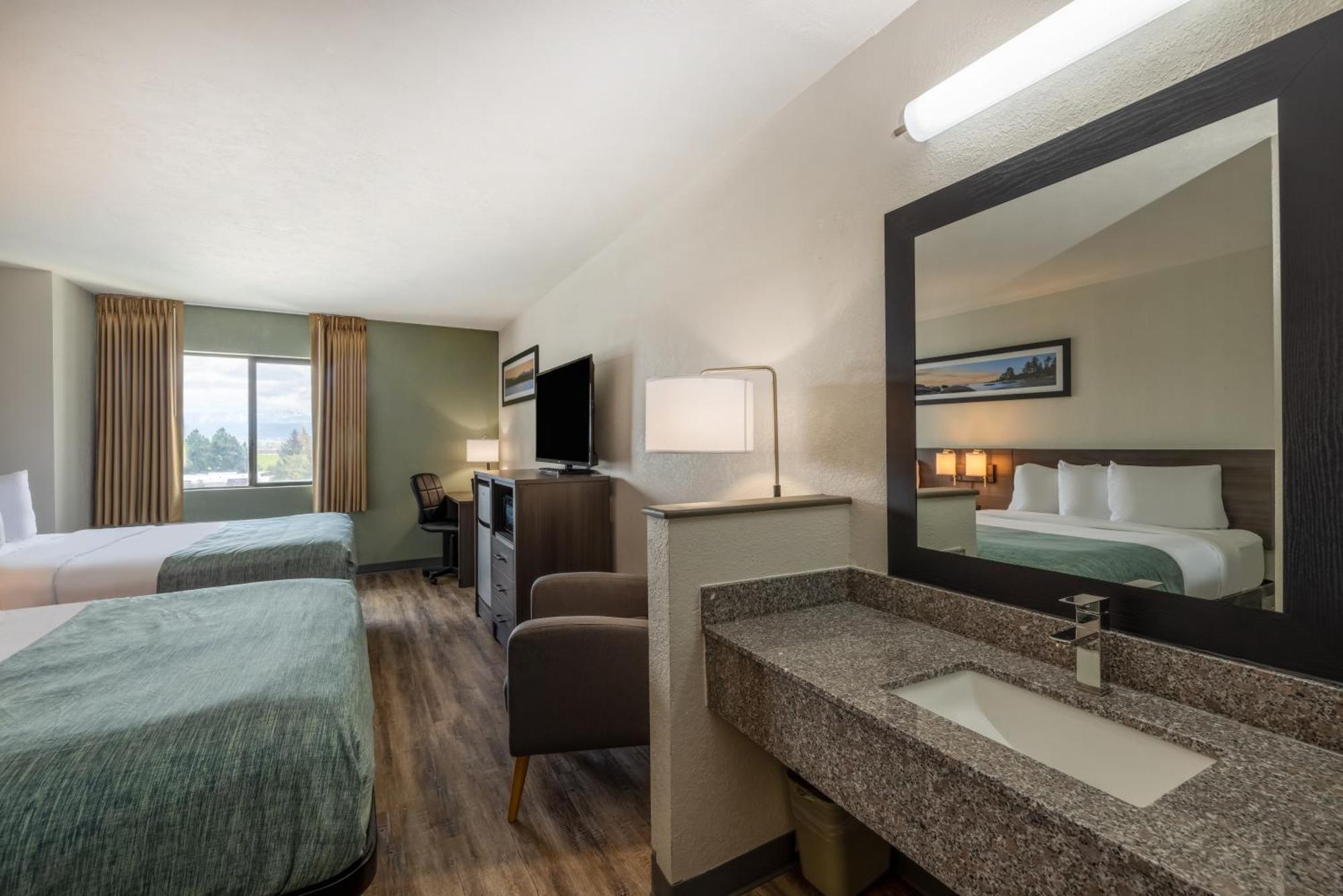 Wingate By Wyndham Butte City Center Экстерьер фото